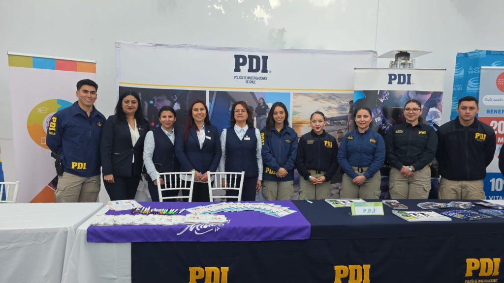 Damas de azul Expo Salud Dipreca