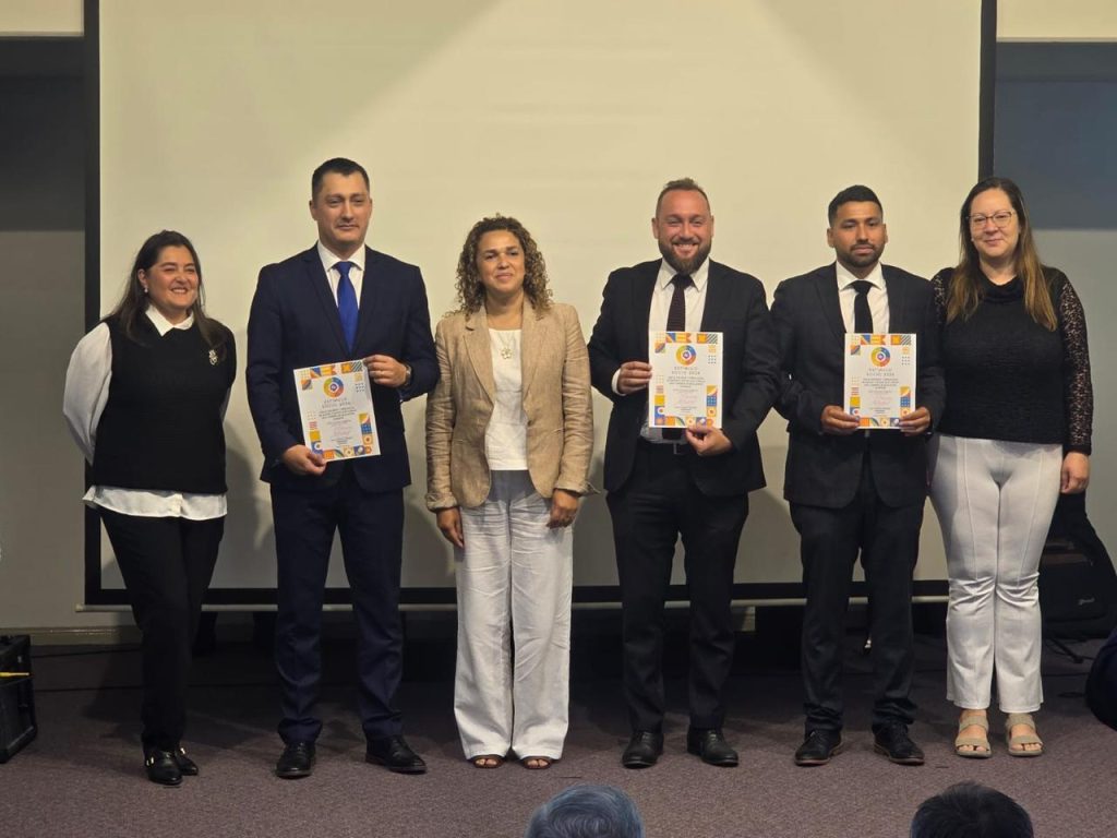 Sedes regionales realizan entrega del Estímulo socio/a